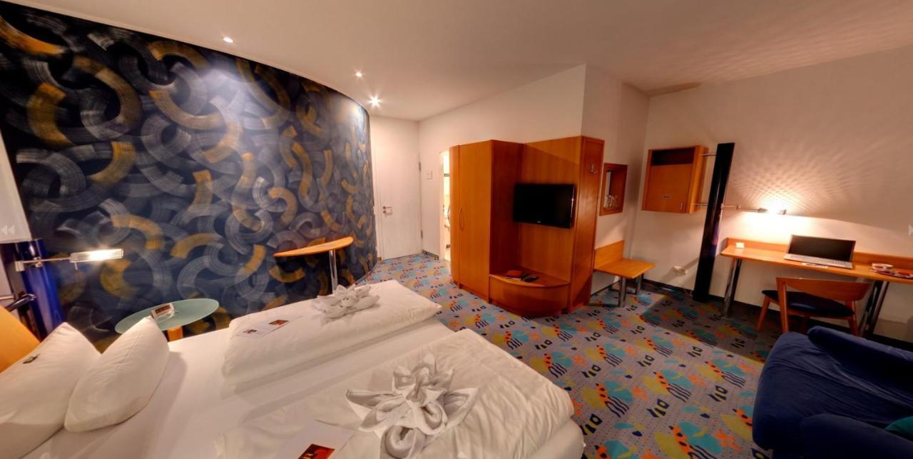 Business-Hotel Artes Chemnitz Buitenkant foto