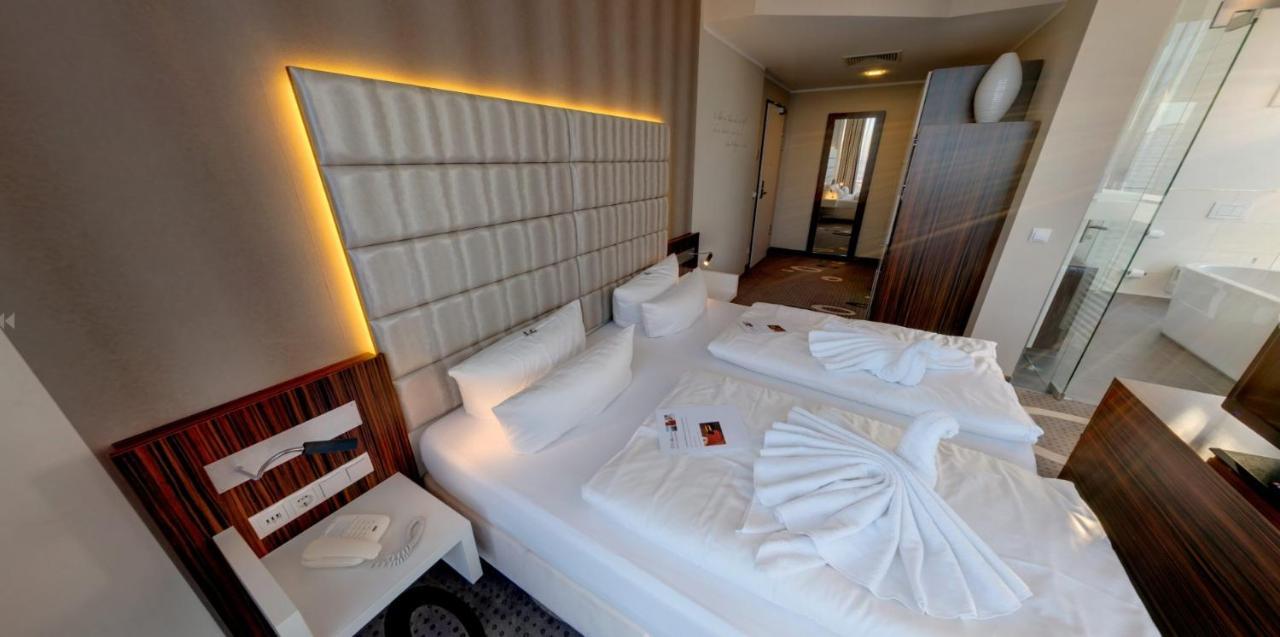 Business-Hotel Artes Chemnitz Buitenkant foto
