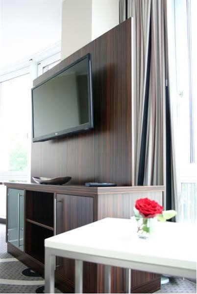 Business-Hotel Artes Chemnitz Buitenkant foto