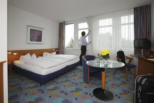 Business-Hotel Artes Chemnitz Buitenkant foto